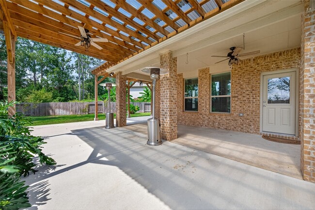 Building Photo - 14002 Wolftrap Ln