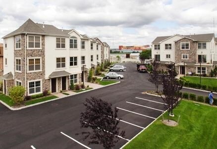 Building Photo - 1625 Paterson Plank Rd