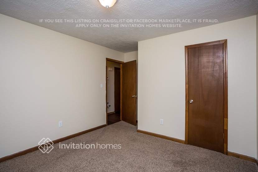 Building Photo - 608 Windsor Dr SE