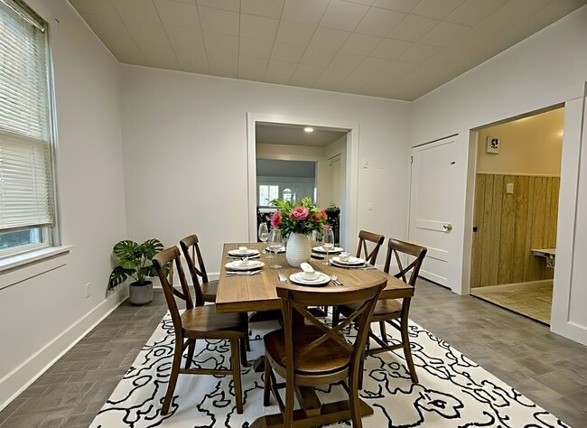 Building Photo - 2 Bedroom 1 Bathroom in Middletown!