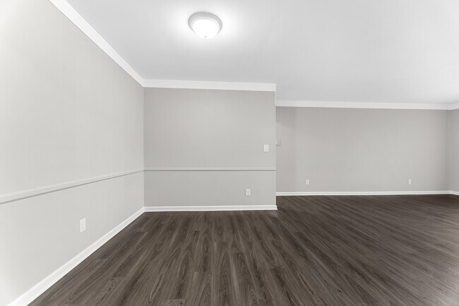 Building Photo - 24360 E River Rd