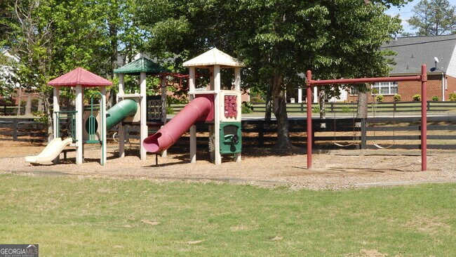 Building Photo - 4071 Copper Creek Way NE