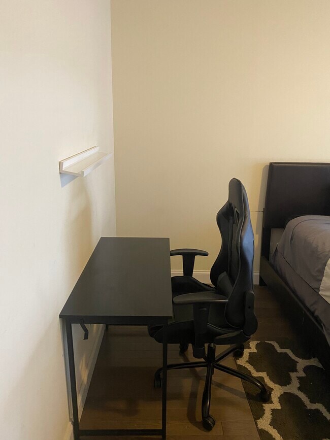 Building Photo - 90 CLINTON Ave