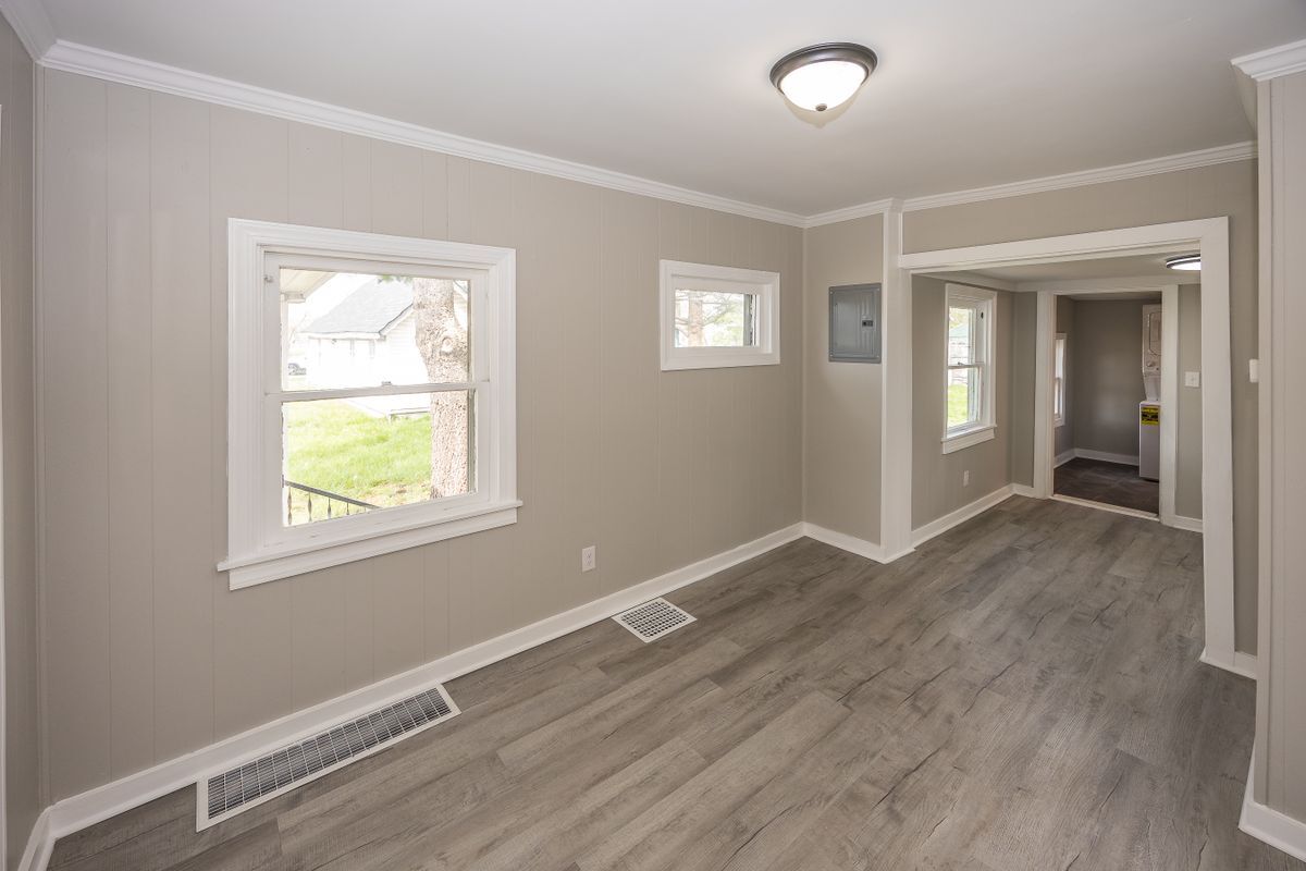 Building Photo - 3012 E Minnesota St