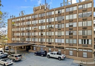 Building Photo - 1700 Clinch Ave