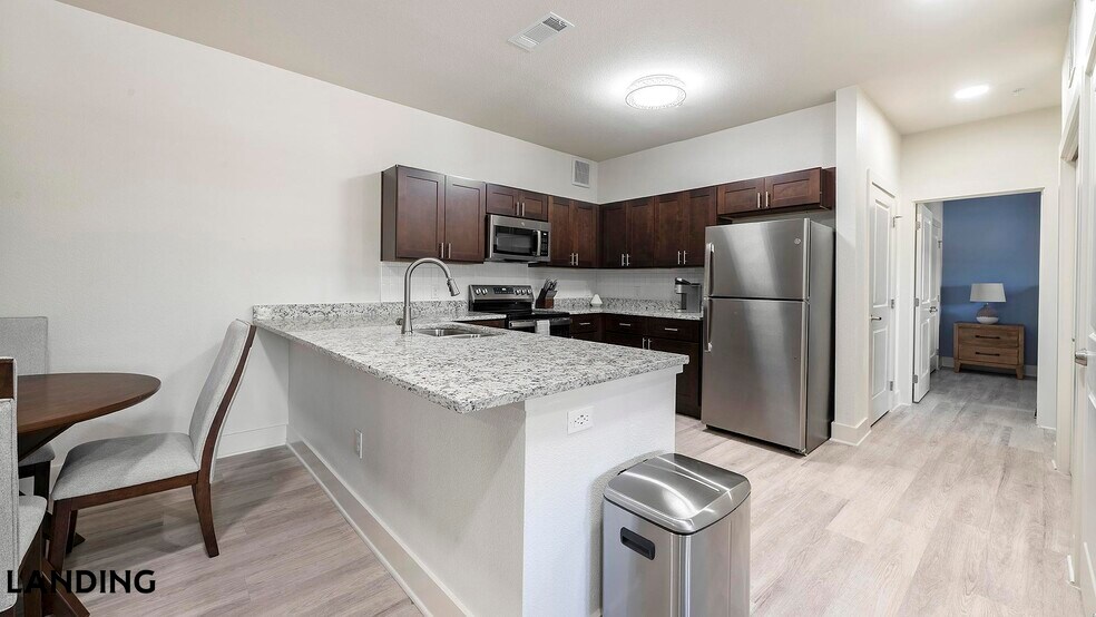 Building Photo - 2115 Windsor Blvd