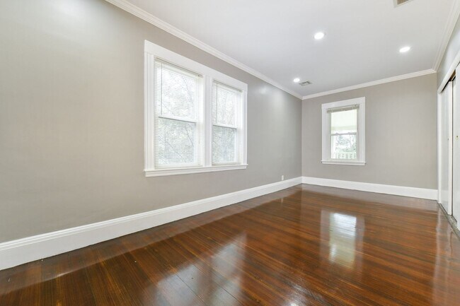 Building Photo - 53 Wolcott Rd