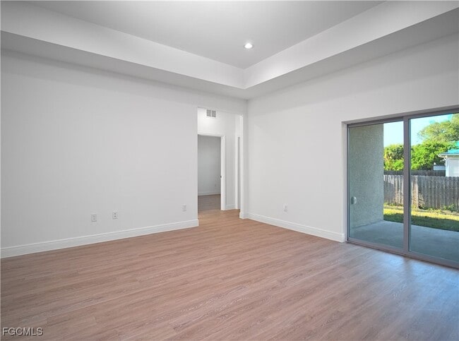 Building Photo - 9019 Lamkin Cir