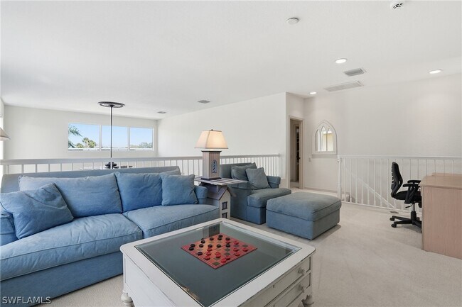 Building Photo - 483 Palo Verde Dr