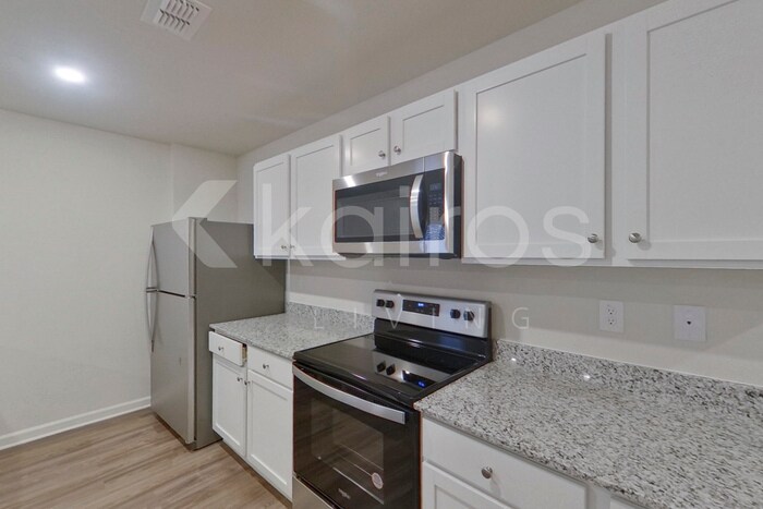 Building Photo - 358 Ironwood Ct