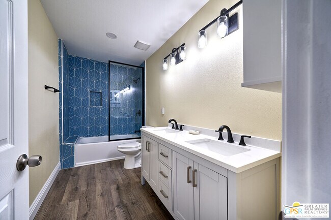 Building Photo - 51311 Avenida Velasco