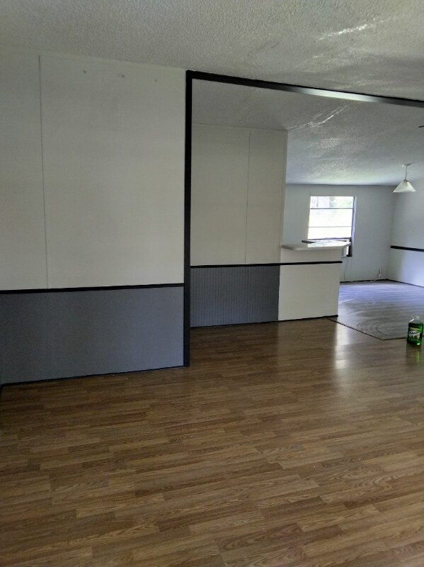 Building Photo - 15509 Parret Ln