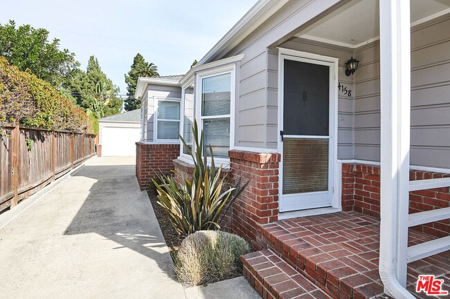 Building Photo - 4158 Baldwin Ave