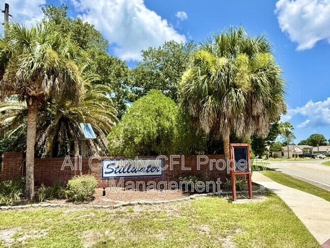 Building Photo - 553 Walnut Grove Pl