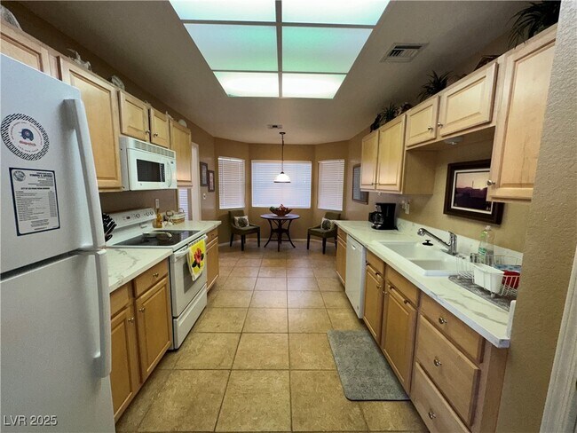 Building Photo - 9537 Eagle Valley Dr