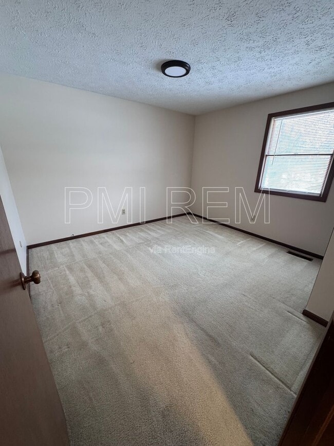 Building Photo - 1532 Lupe Ave NW