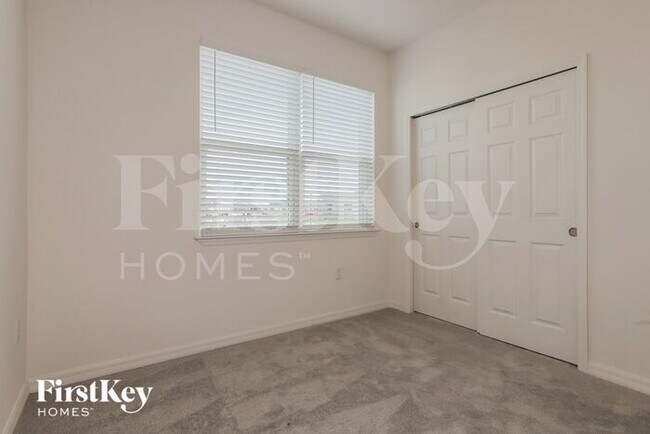 Building Photo - 190 Windsor Reserve Dr