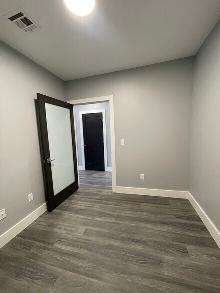 Building Photo - 367 Western Ave