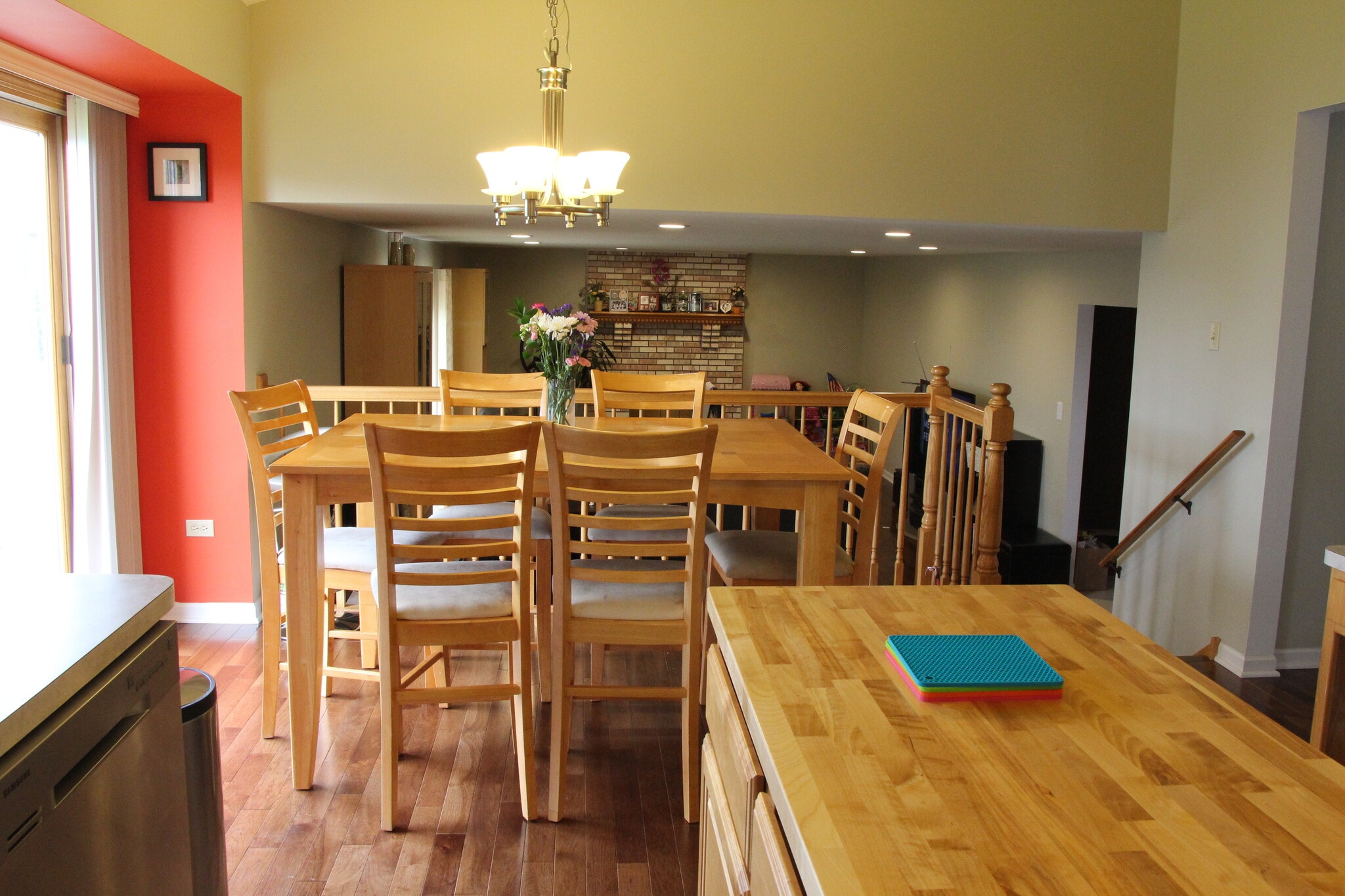 Dinette - 7810 Brookside Glen Dr