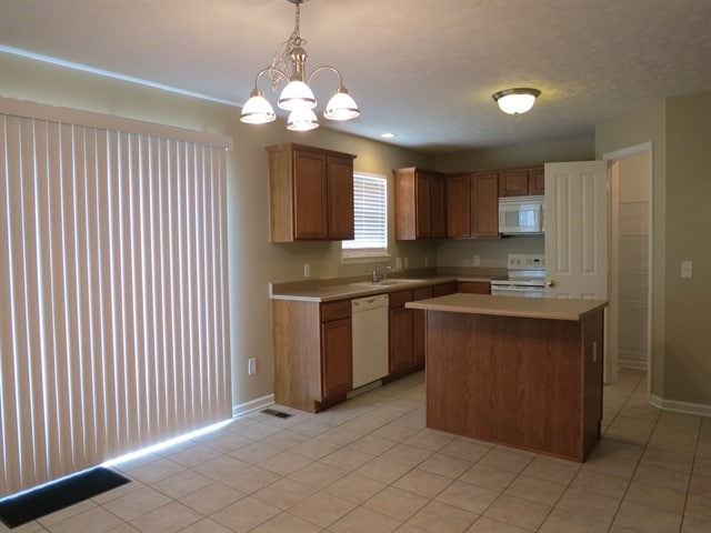 Building Photo - 1455 Stormhaven Way