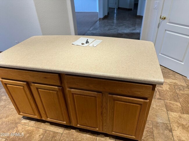 Building Photo - 11448 E Petra Ave