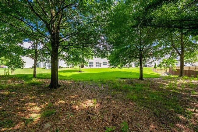 Building Photo - 8405 Friarbridge Dr
