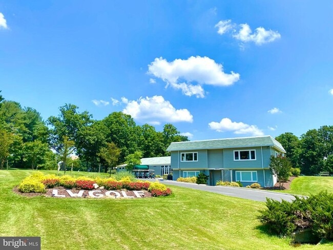 Building Photo - 3310 N Leisure World Blvd