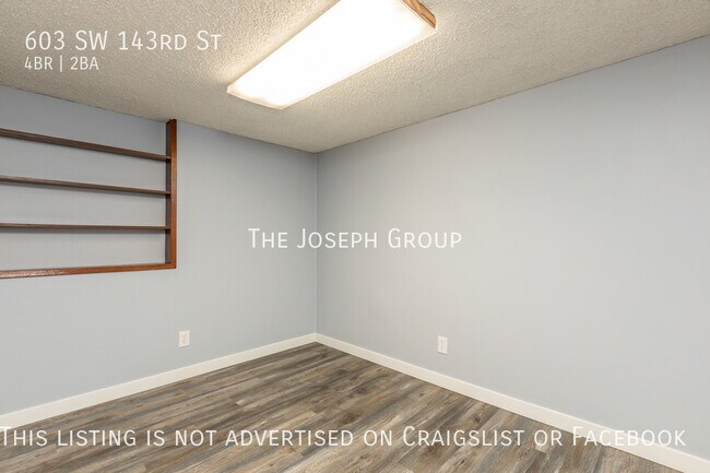Building Photo - 603 SW 143rd St