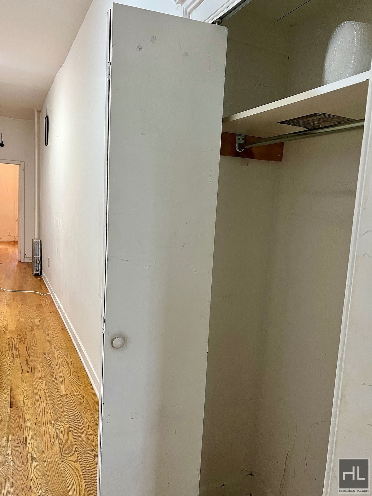 Building Photo - 2 BR 2 BA in Prime Bushwick