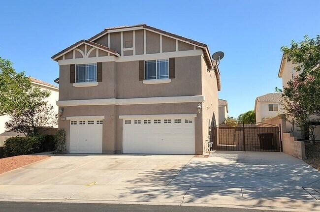 Building Photo - 8913 Wolf Dancer Ave