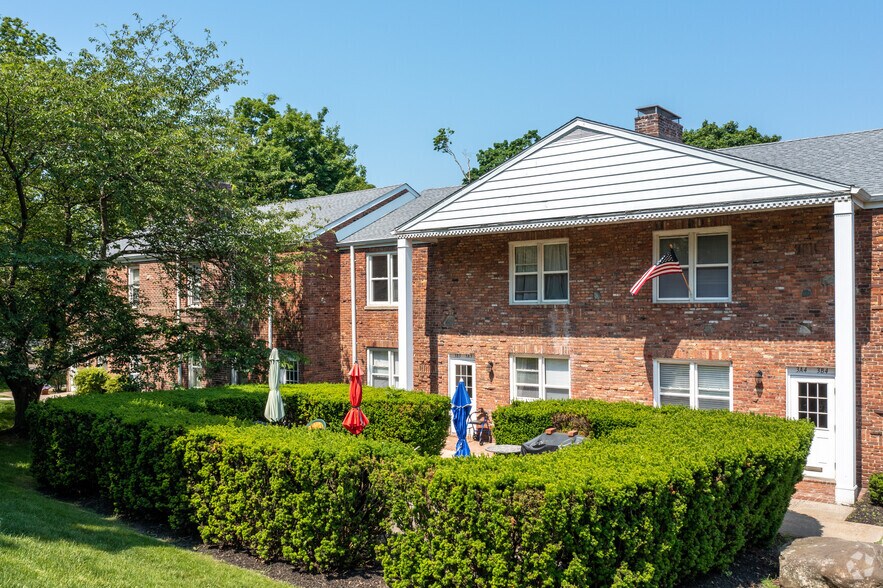 Beacon Hill Apartments 2482 Beacon Hill Dr Dobbs Ferry NY 10522