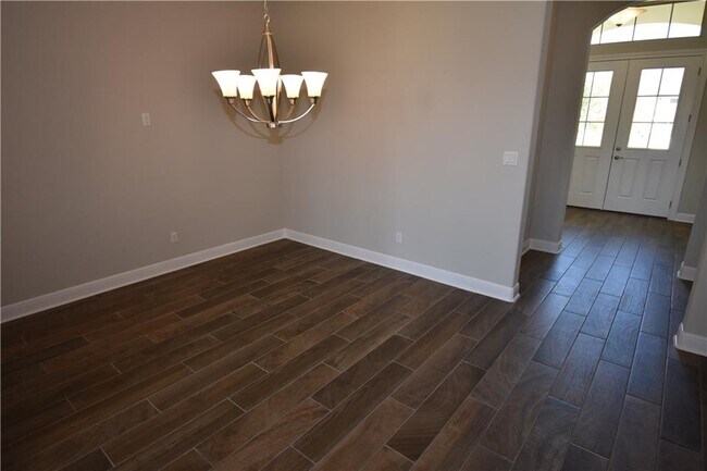 Building Photo - 3750 E Palm Valley Blvd