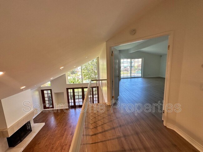 Building Photo - 1415 Redsail Cir
