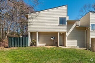 Building Photo - Raleigh Townhome: Available Now