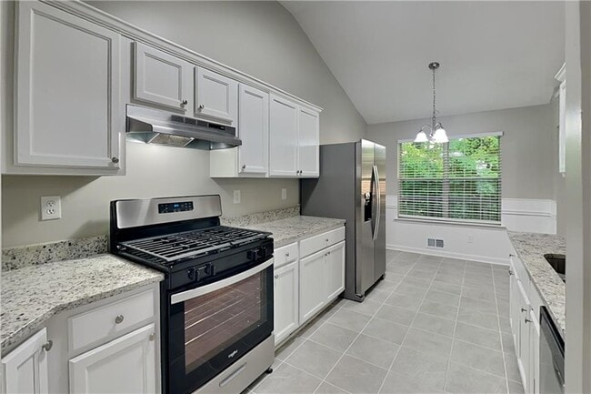 Building Photo - 5039 Wesleyan Dr