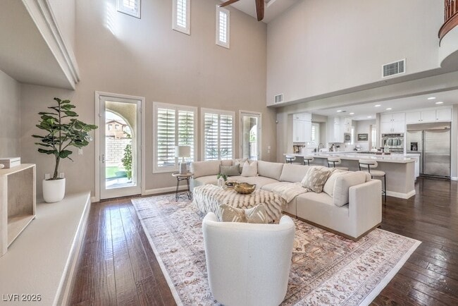 Building Photo - 636 Chervil Valley Dr