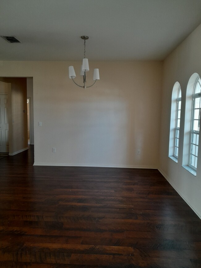 formal dining room - 8680 Pebblebrooke Way