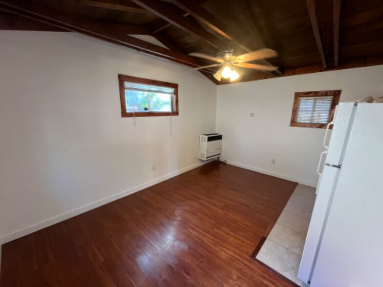 Building Photo - 2975 Sacramento Ave