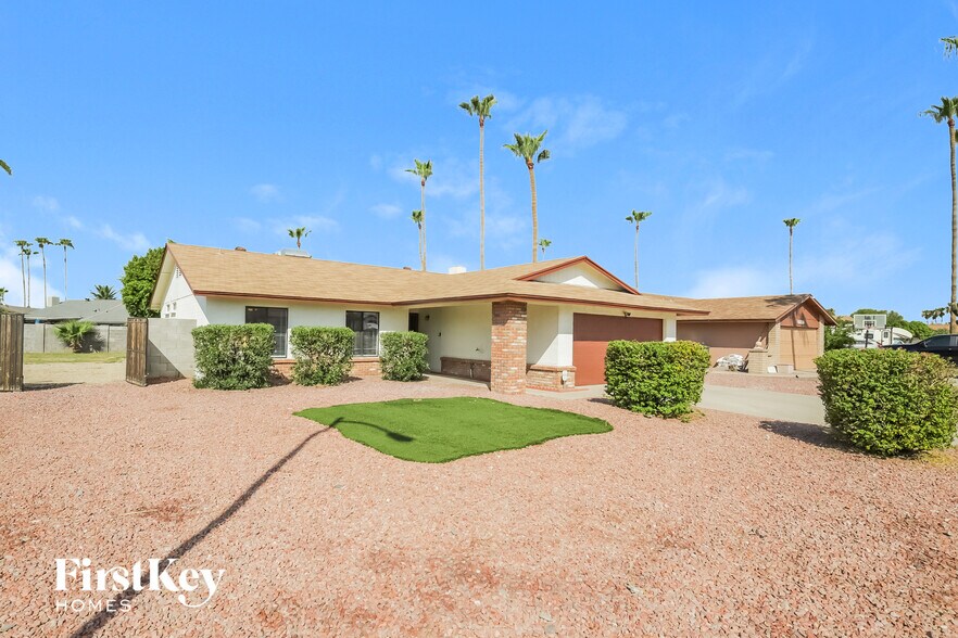 Building Photo - 16814 N 34th Ave