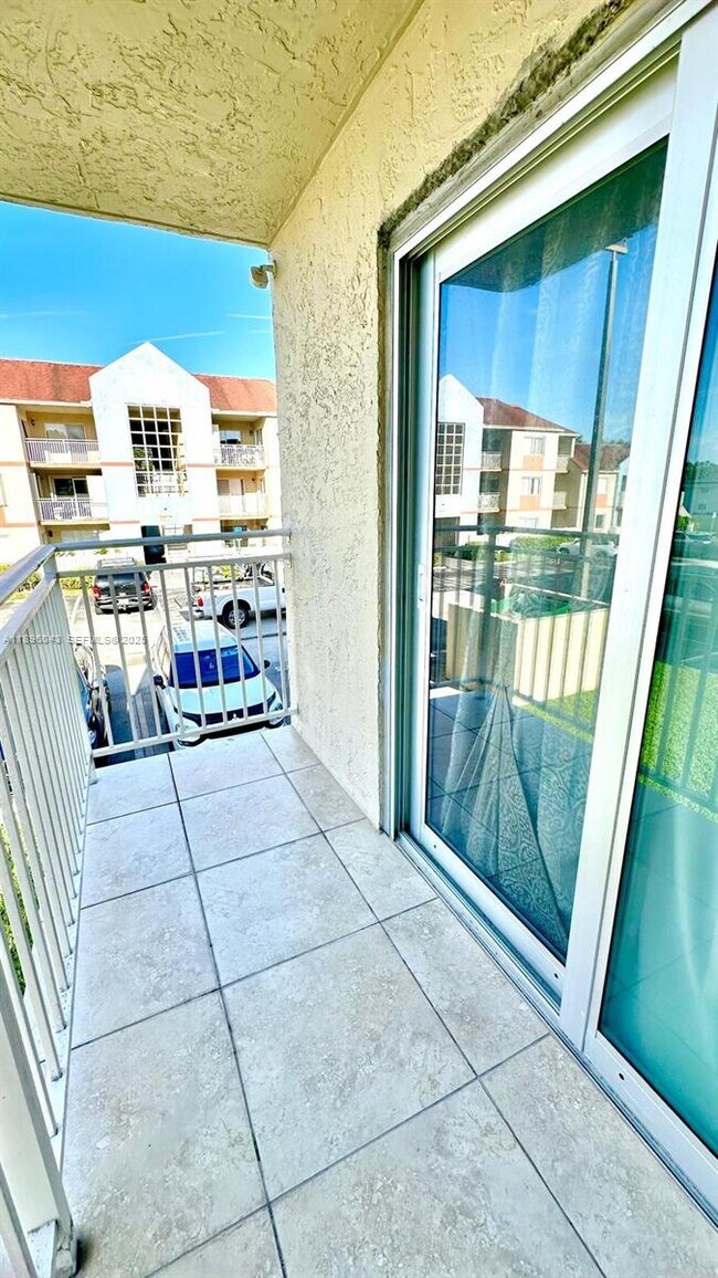 Building Photo - 18880 NW 57th Ave