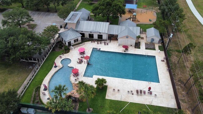 Building Photo - 20210 Black Canyon Dr