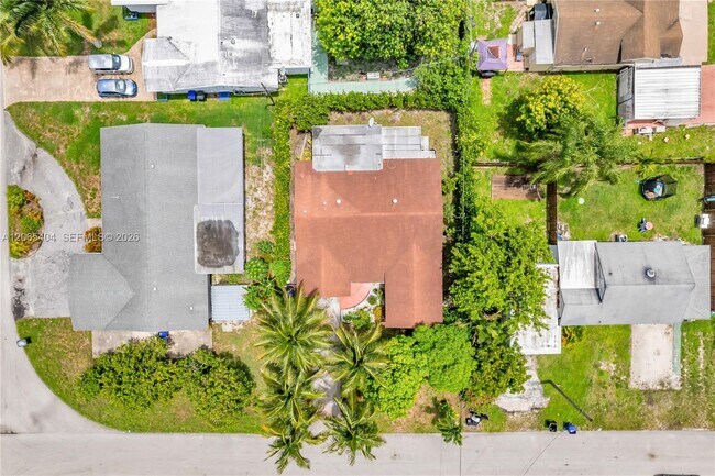 Building Photo - 1019 S 29th Ave