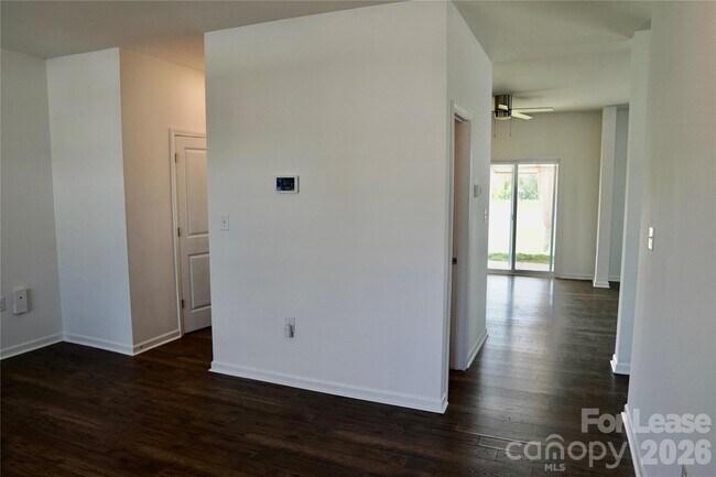 Building Photo - 3276 Hawksbill St SW