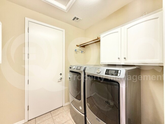 Building Photo - 4078 E Mia Ln