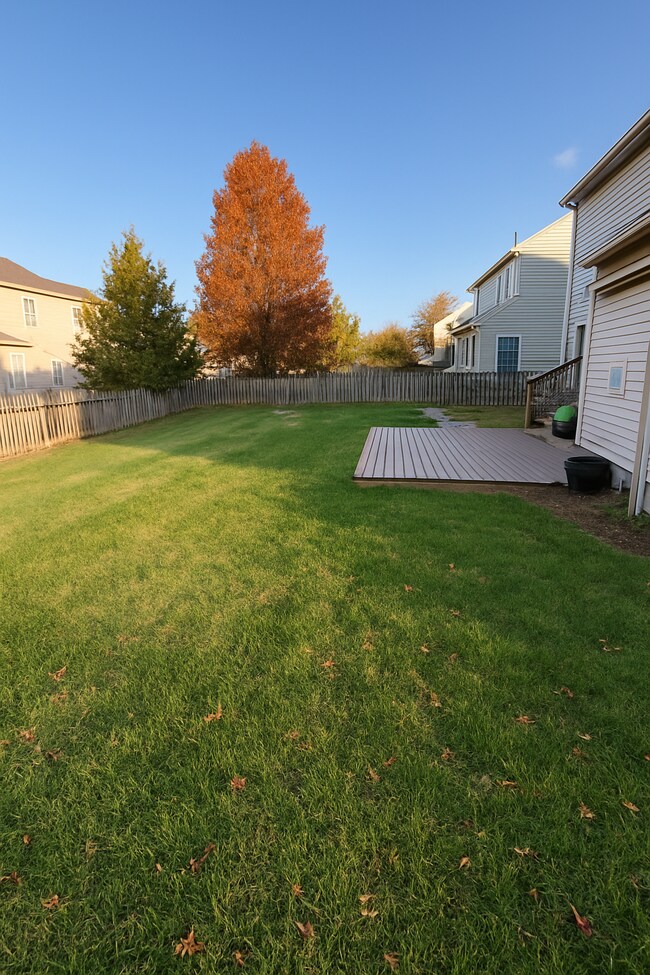 Building Photo - 14268 Town Commons Way