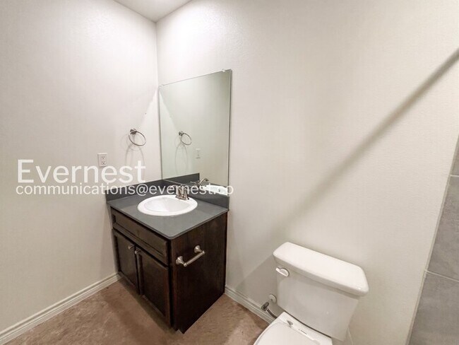 Building Photo - 2316 Duntov Dr