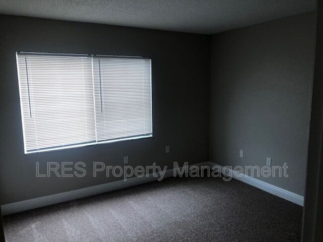 Building Photo - 4751 S Texas Ave