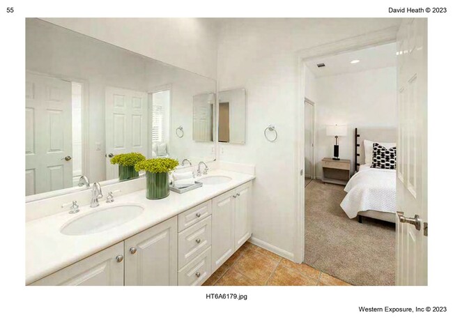 Building Photo - Stunning 4 Bedroom 3 Bath Newport Coast Ho...