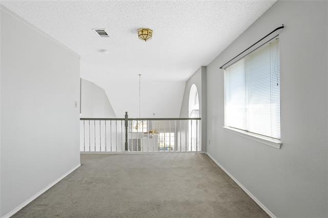 Building Photo - 1112 Canoe Ln