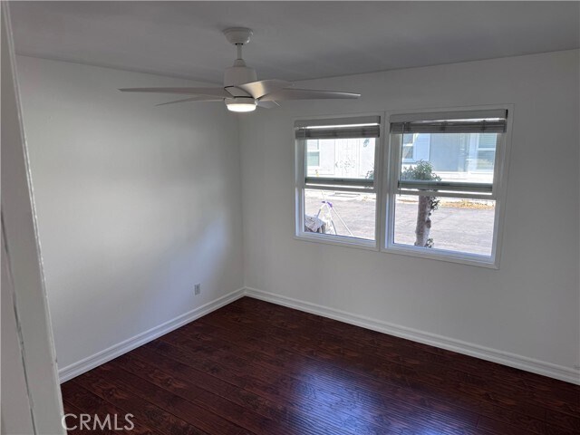 Building Photo - 360 16th Pl